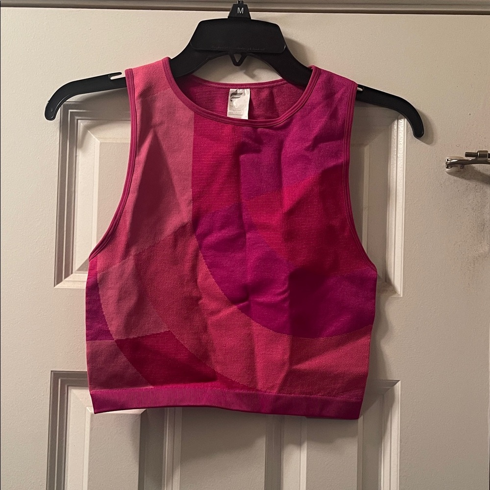 Fabletics women’s Pink Sleeveless Top